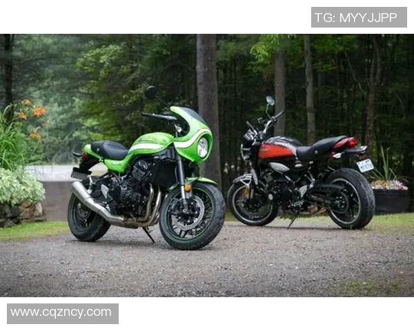 英国足球明星摩托的传奇旅程与赛场背后的故事揭秘 英国足球明星摩托的传奇旅程与赛场背后的故事揭秘