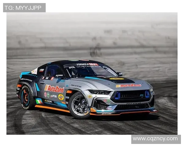 足球明星驾驶福特野马展现速度与激情的完美结合 足球明星驾驶福特野马展现速度与激情的完美结合