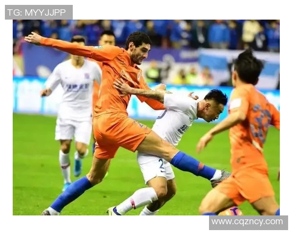 从默默无闻到万众瞩目足球明星成名背后的奋斗与坚持